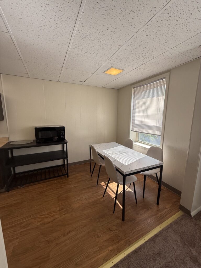 1108 E Genesee St Apt 103 photo 10