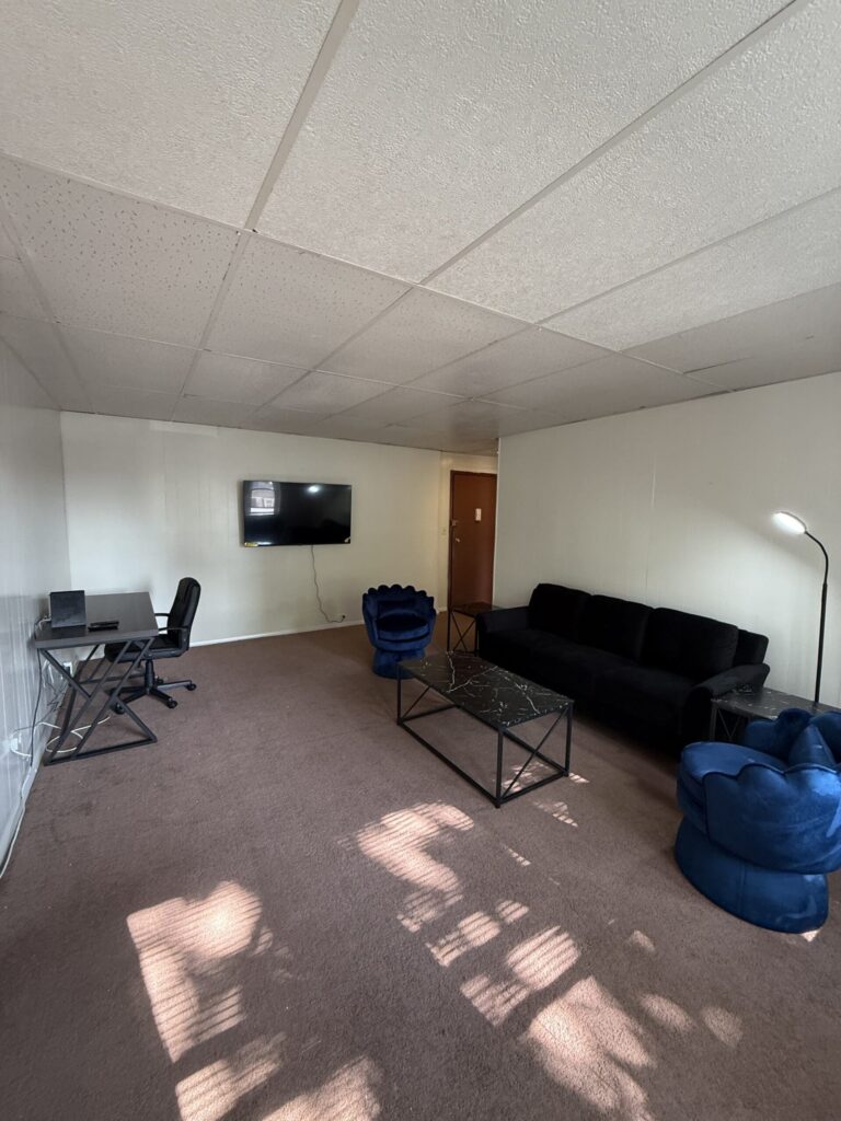 1108 E Genesee St Apt 107 photo 7