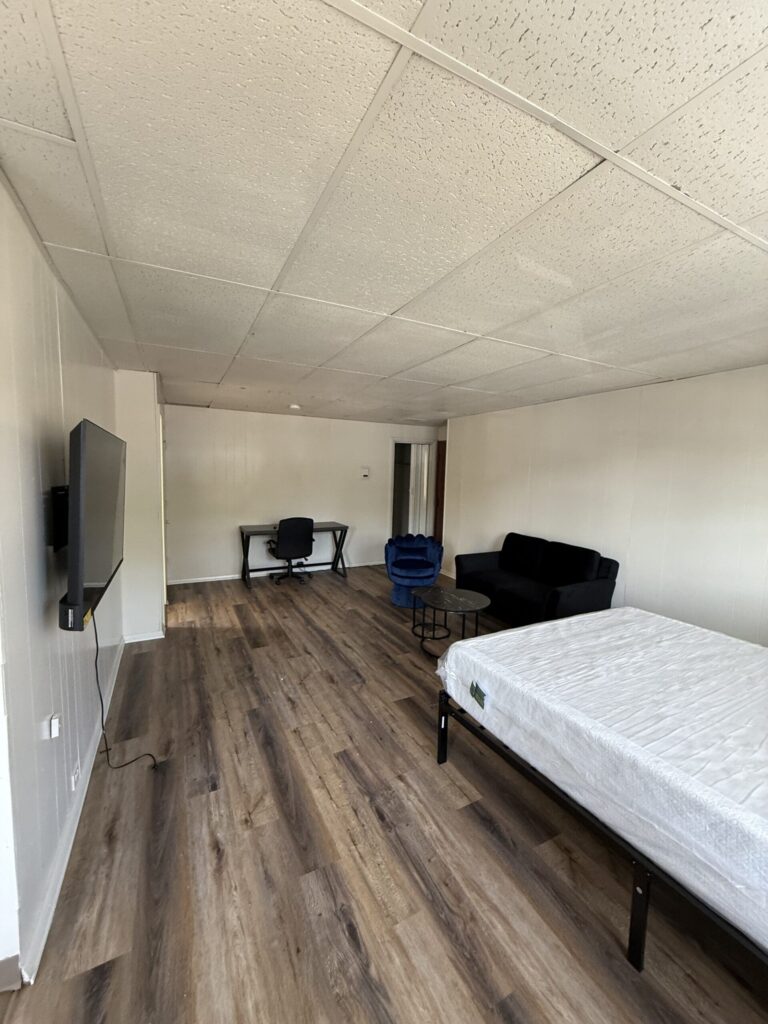 1108 E Genesee St Apt 209 photo 10