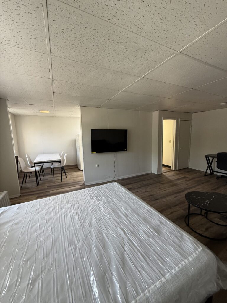 1108 E Genesee St Apt 209 photo 9