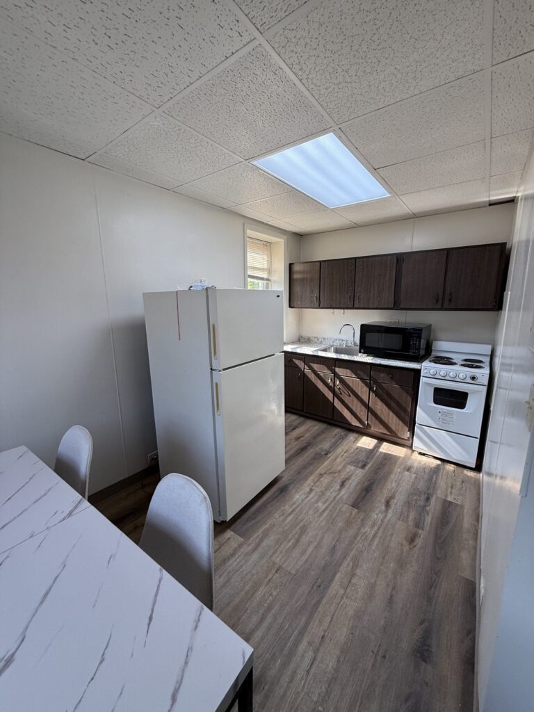 1108 E Genesee St Apt 209 photo 11