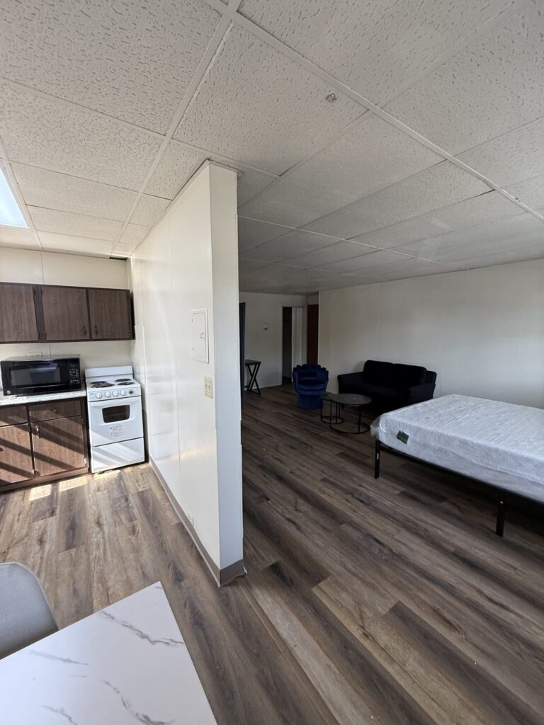 1108 E Genesee St Apt 209 photo 13