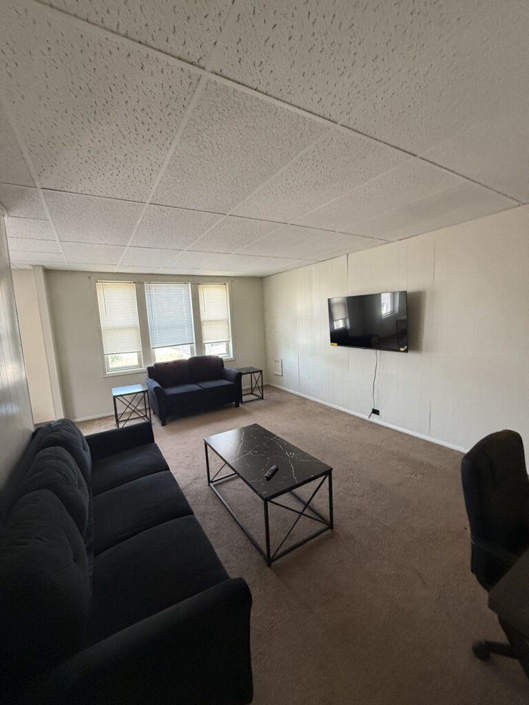 1108 E Genesee St Apt 306 photo 9