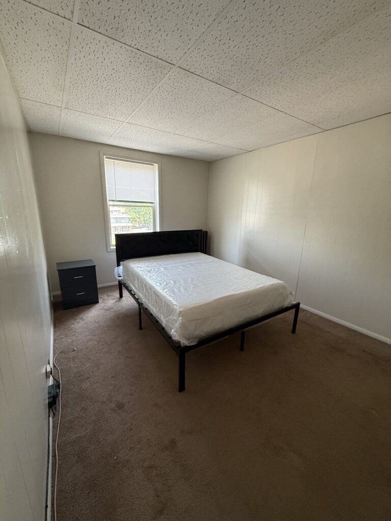 1108 E Genesee St Apt 306 photo 17