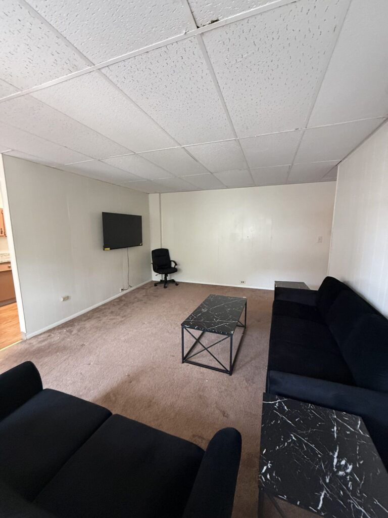 1108 E Genesee St Apt 305 photo 12
