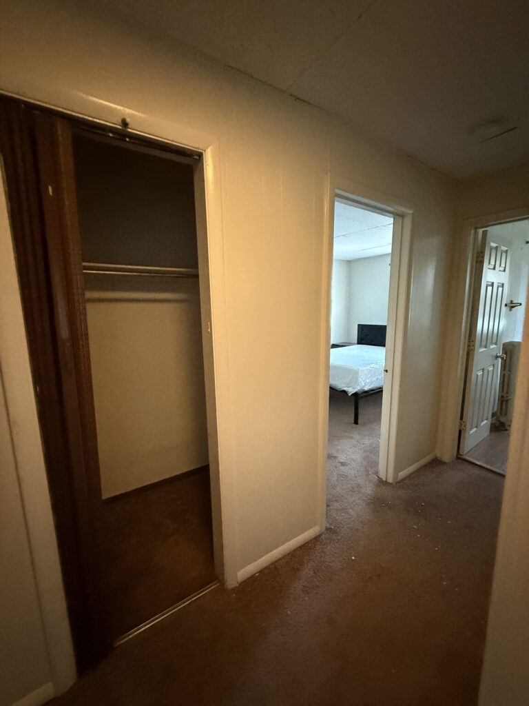1108 E Genesee St Apt 305 photo 13
