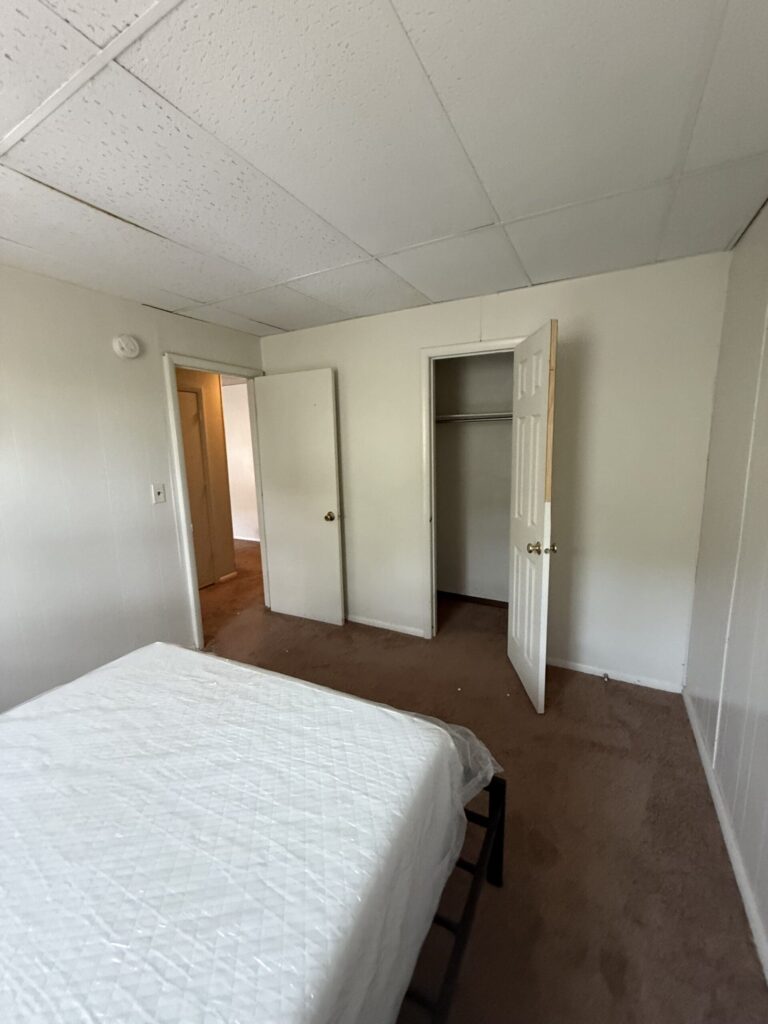 1108 E Genesee St Apt 305 photo 16
