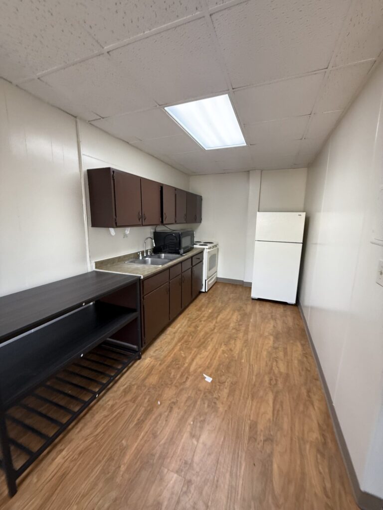 1108 E Genesee St Apt 304 photo 8