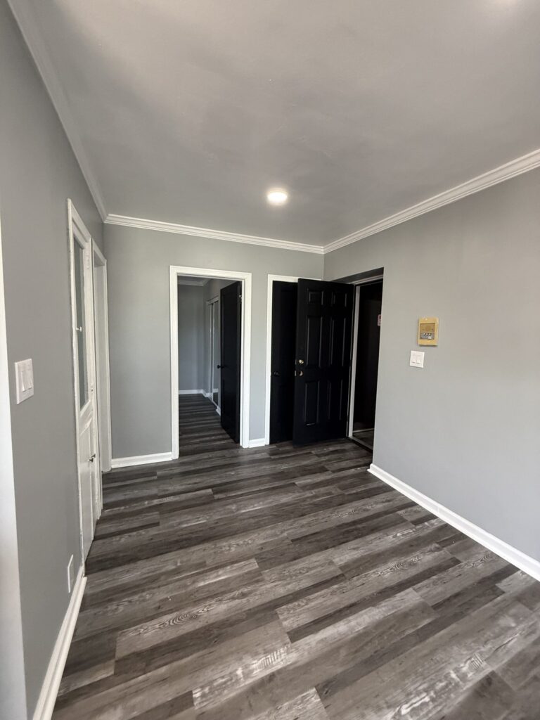1114 E Genesee St Apt 8 photo 16