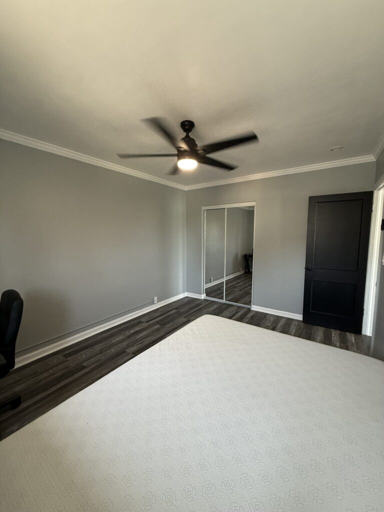 1114 E Genesee St Apt 8 photo 21
