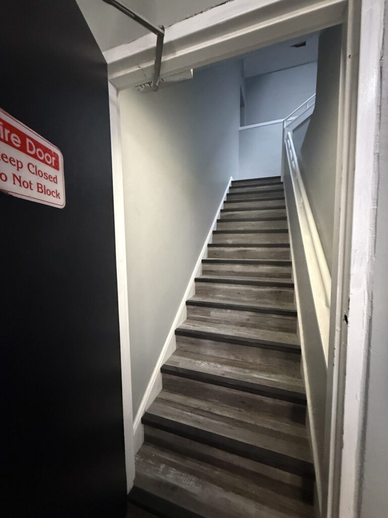 1114 E Genesee St Apt 2 photo 5