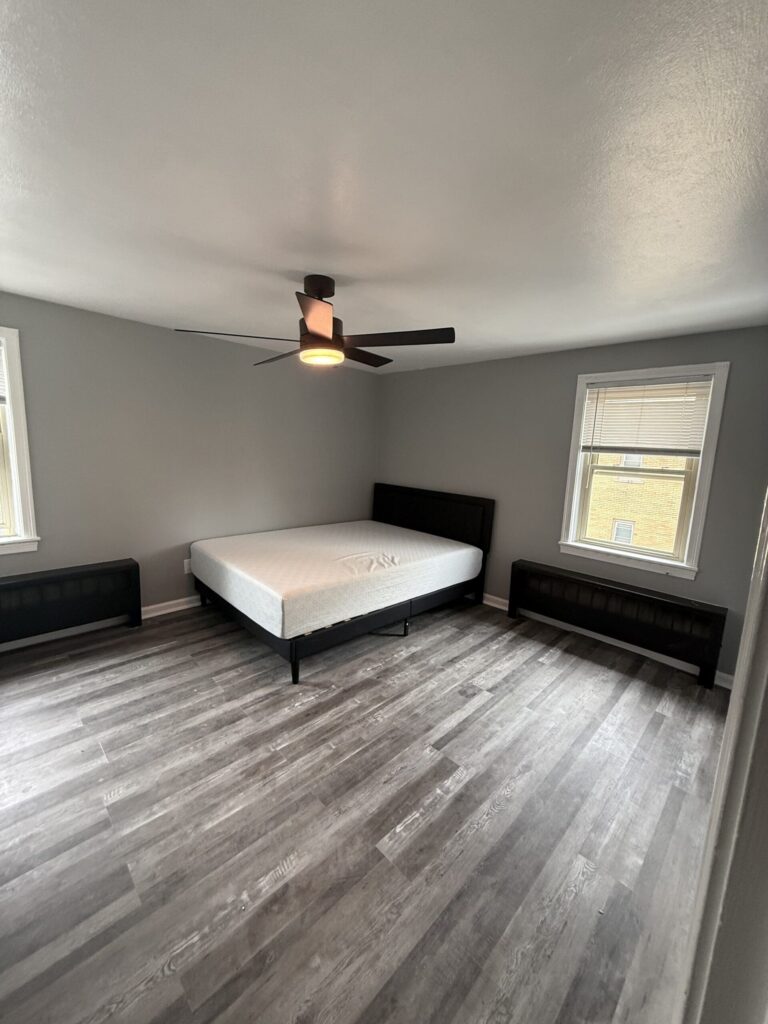 1114 E Genesee St Apt 1 photo 11