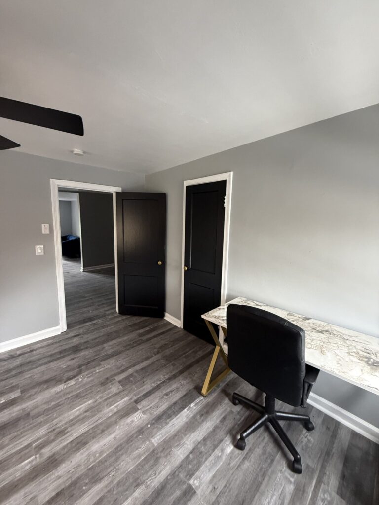 1114 E Genesee St Apt 1 photo 13
