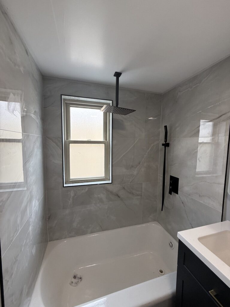 1114 E Genesee St Apt 1 photo 16