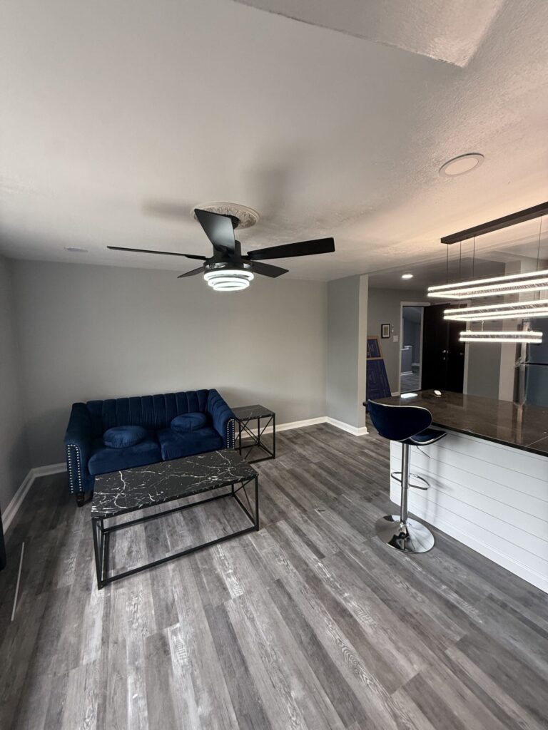 1114 E Genesee St Apt 1 photo 10