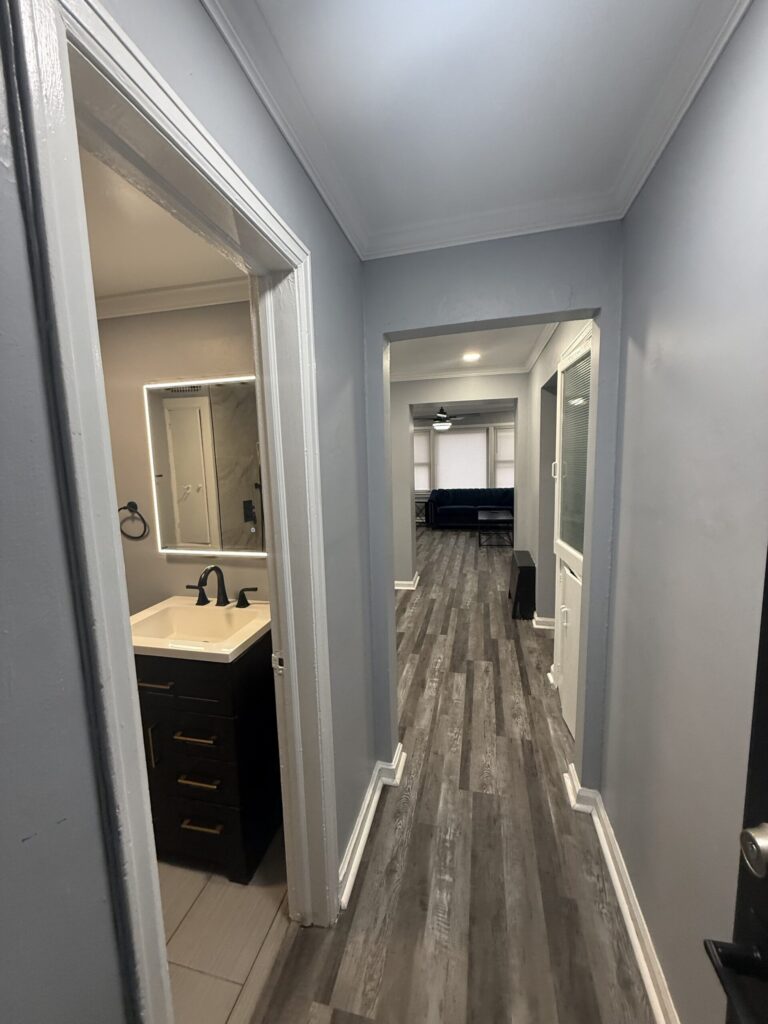 1114 E Genesee St Apt 2 photo 6