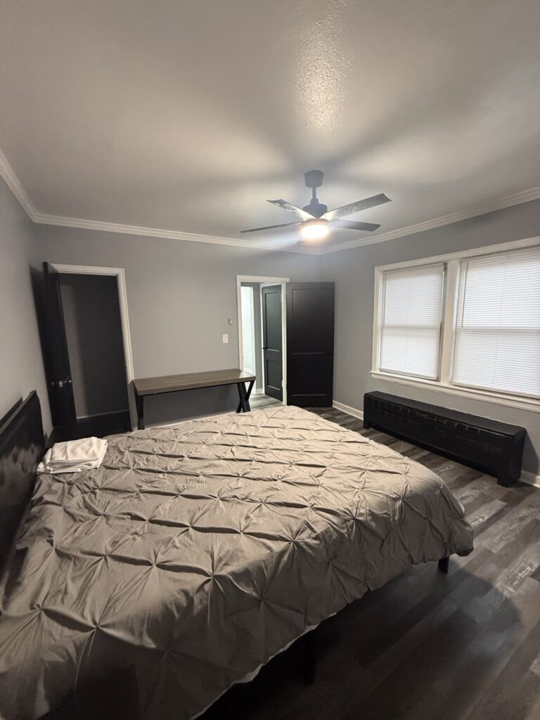 1114 E Genesee St Apt 2 photo 16