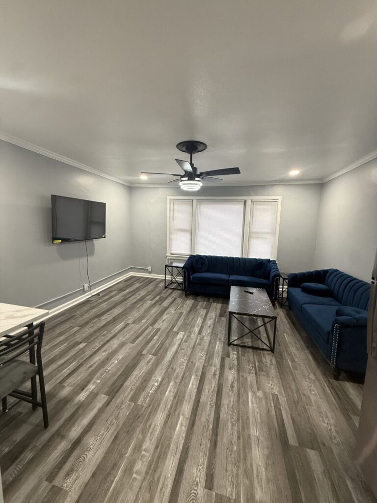 1114 E Genesee St Apt 2 photo 18