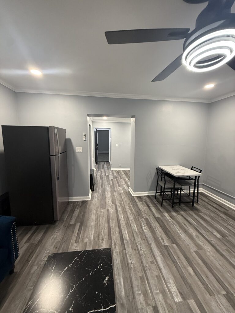 1114 E Genesee St Apt 2 photo 22