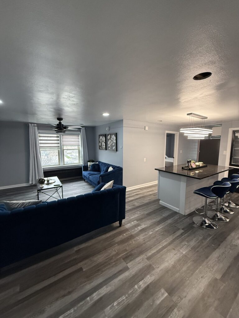 1114 E Genesee St Apt 10 photo 6