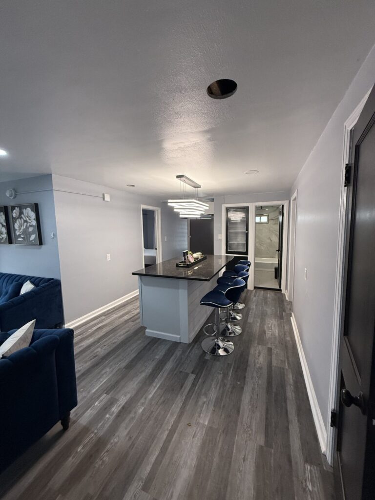 1114 E Genesee St Apt 10 photo 9