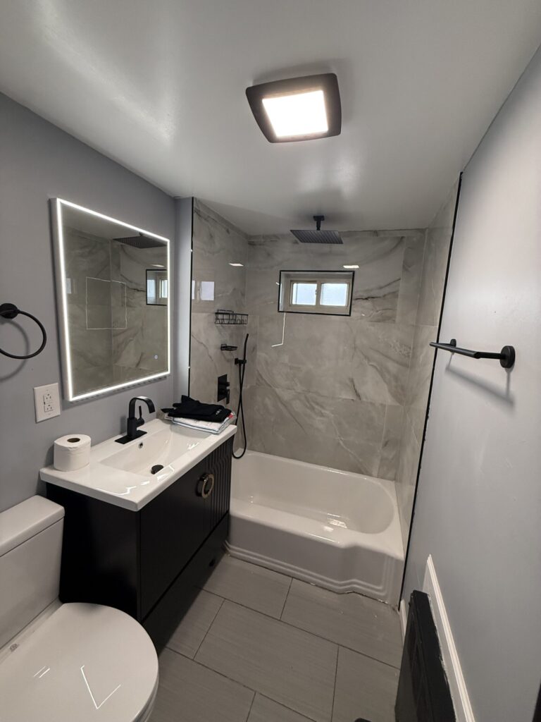 1114 E Genesee St Apt 10 photo 11