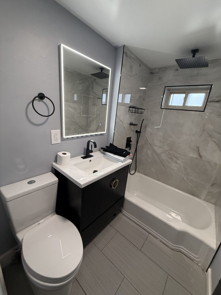 1114 E Genesee St Apt 10 photo 13