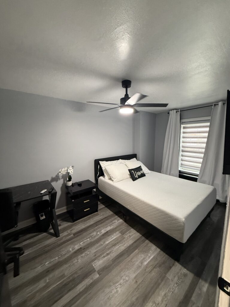 1114 E Genesee St Apt 10 photo 21