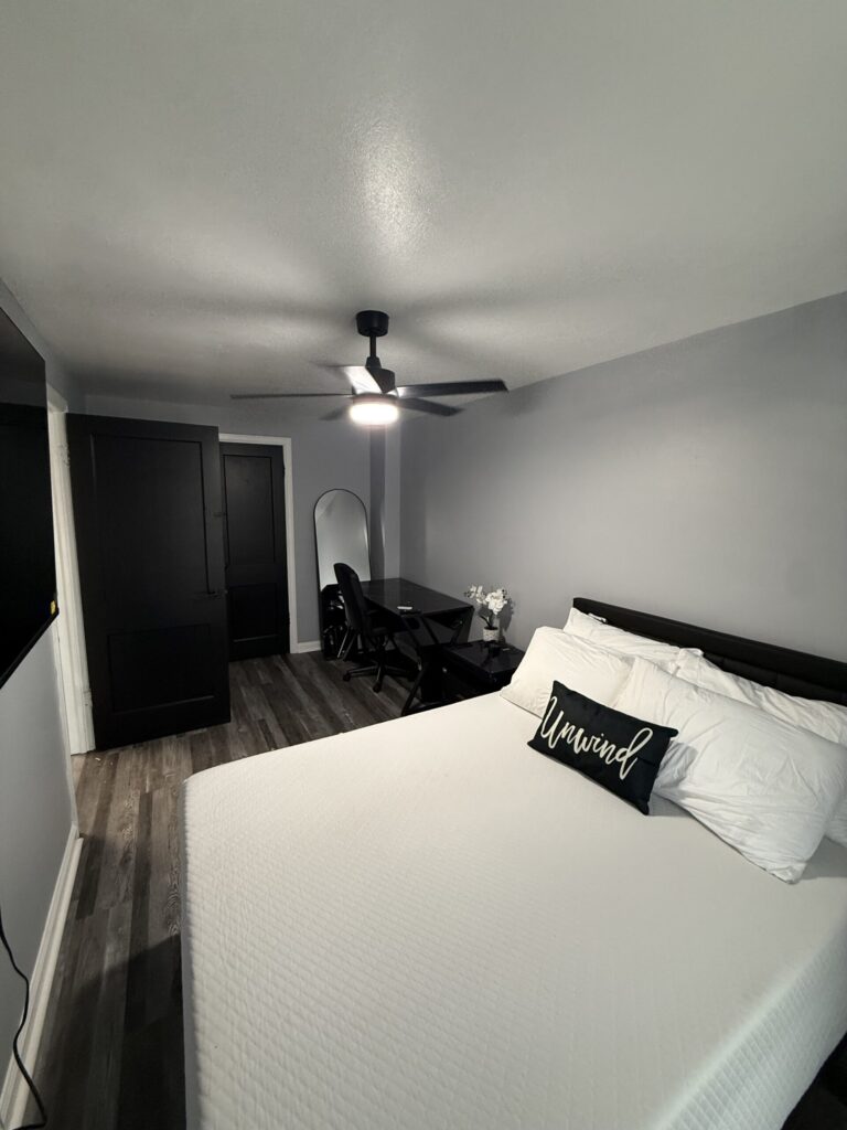 1114 E Genesee St Apt 10 photo 22