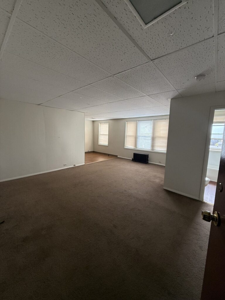 1108 E Genesee St Apt 108 photo 5