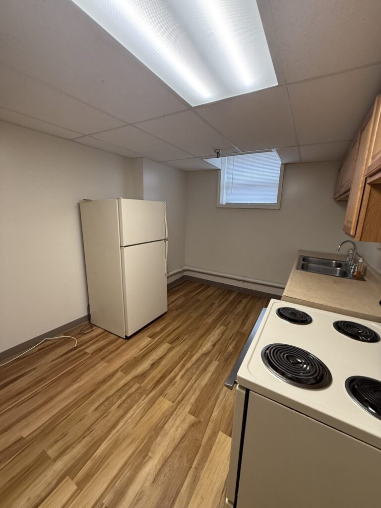 1108 E Genesee St Apt 101 photo 5