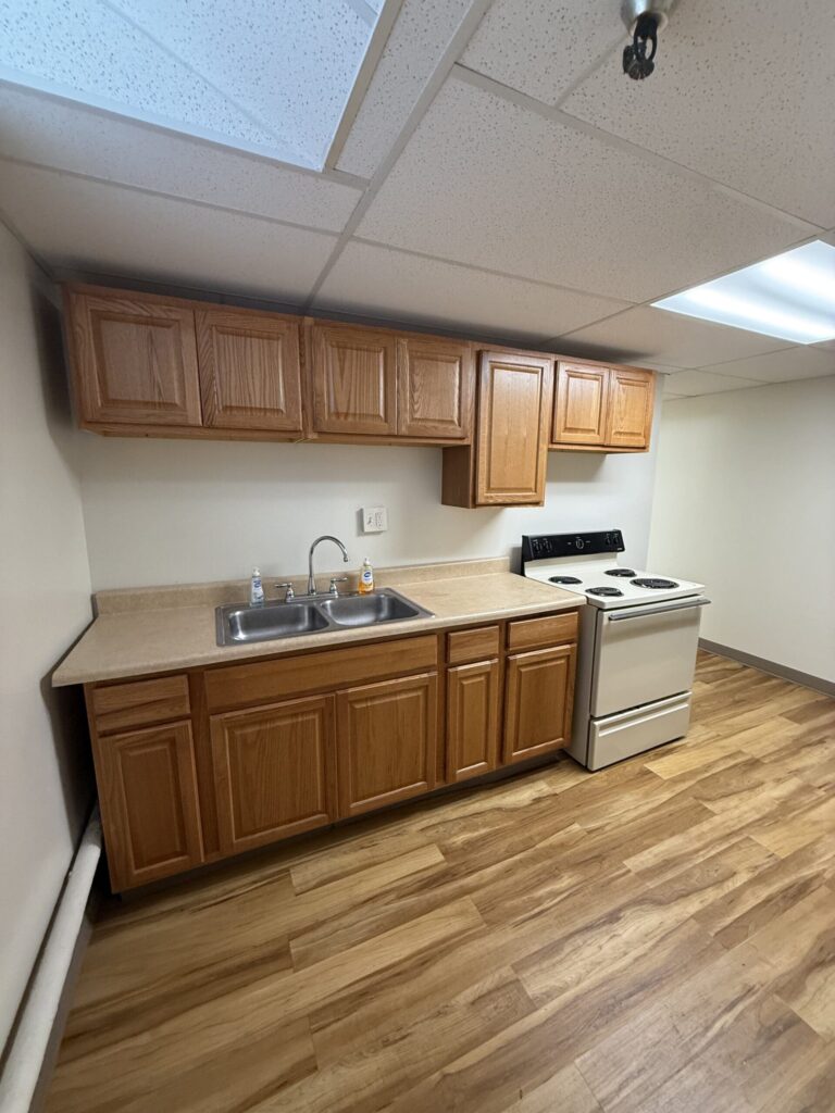 1108 E Genesee St Apt 101 photo 6