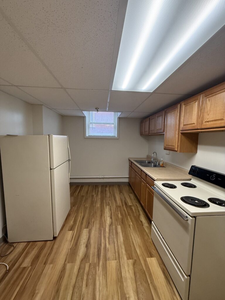 1108 E Genesee St Apt 101 photo 7