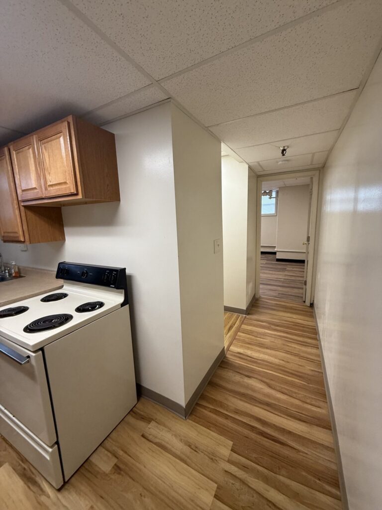 1108 E Genesee St Apt 101 photo 8