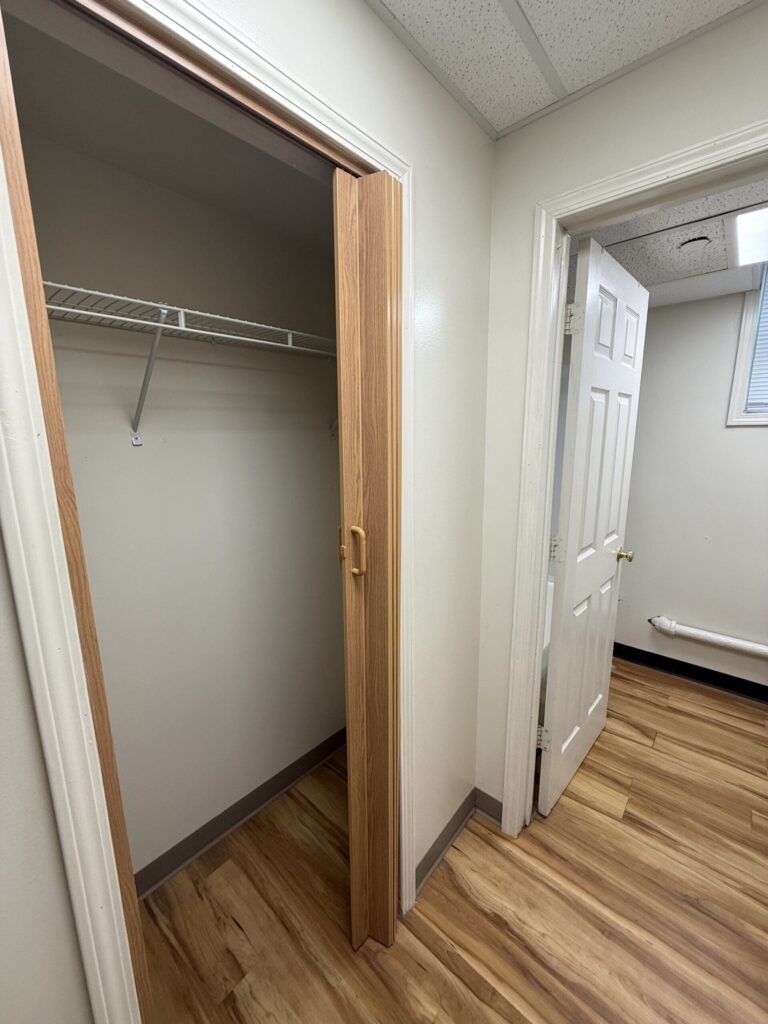 1108 E Genesee St Apt B1 photo 16
