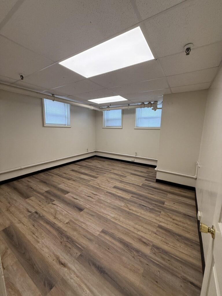 1108 E Genesee St Apt 101 photo 14