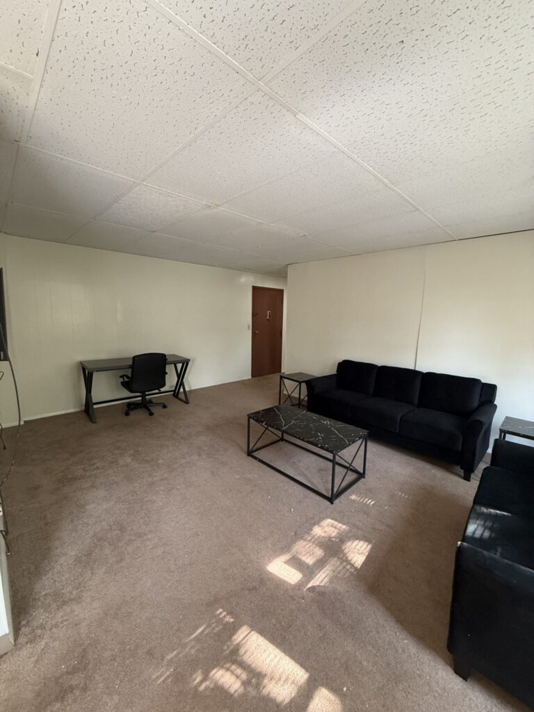 1108 E Genesee St Apt 205 photo 11