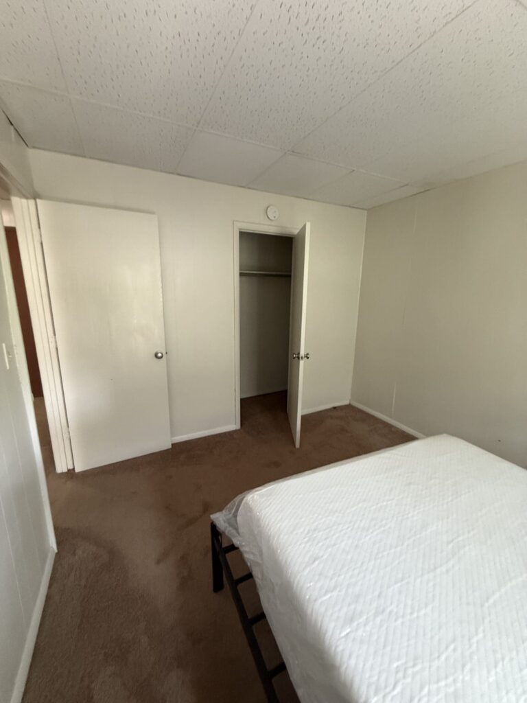 1108 E Genesee St Apt 205 photo 15