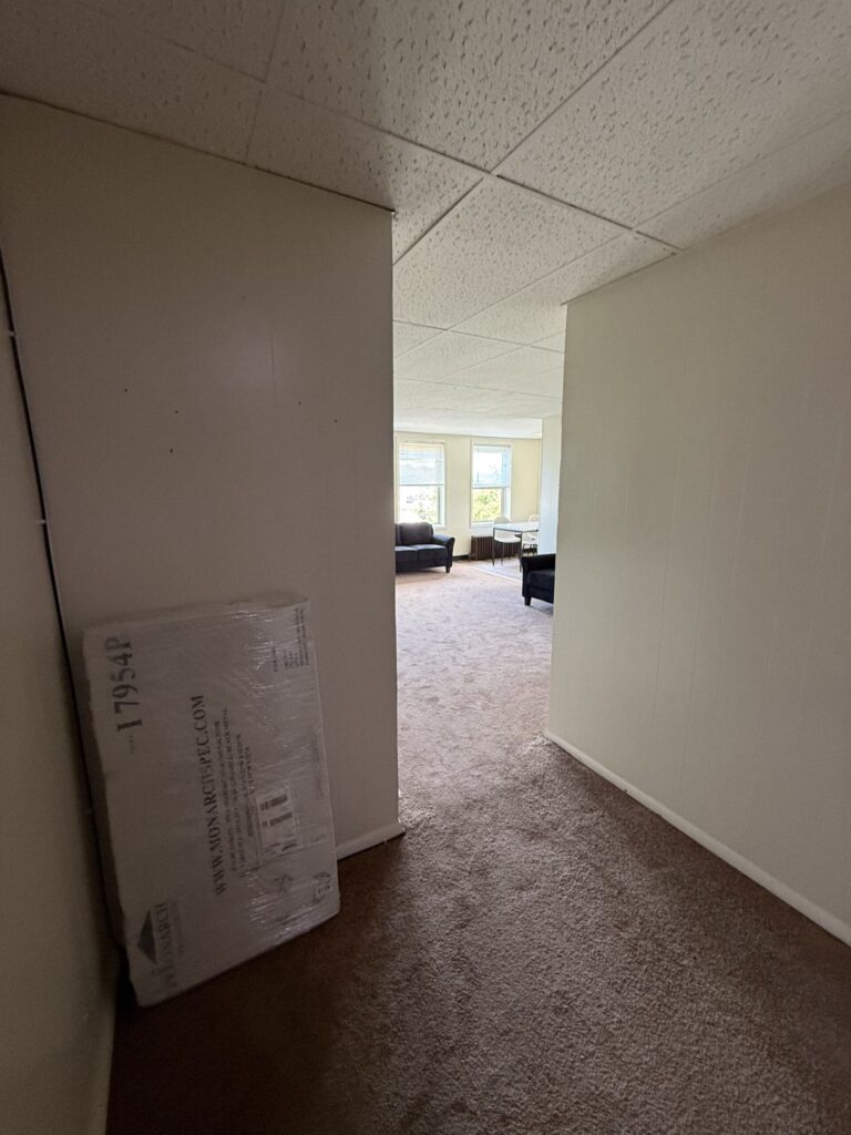 1108 E Genesee St Apt 202 photo 5