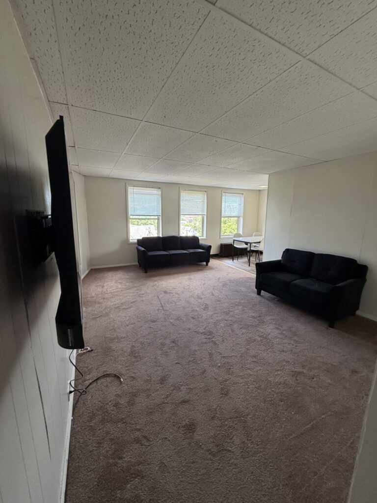 1108 E Genesee St Apt 202 photo 6