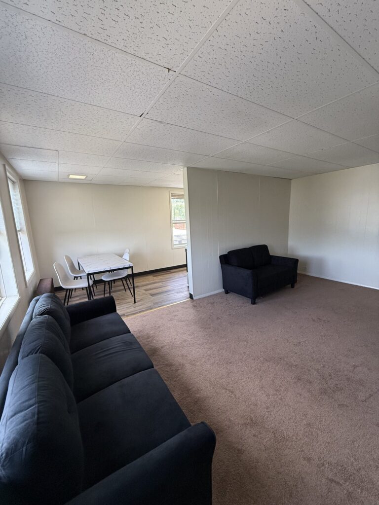 1108 E Genesee St Apt 202 photo 8