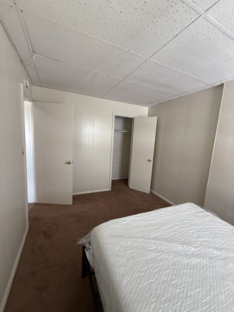 1108 E Genesee St Apt 202 photo 18