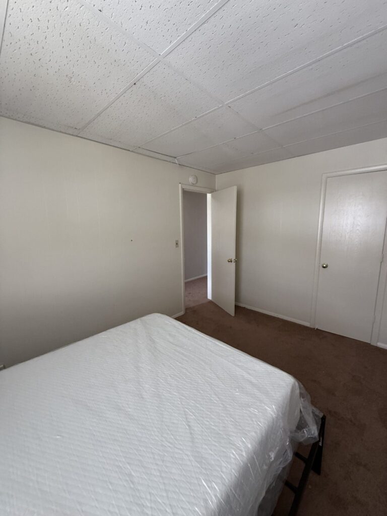 1108 E Genesee St Apt 202 photo 19