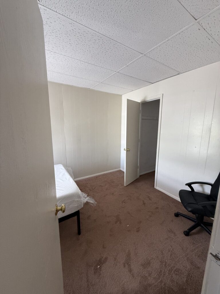 1108 E Genesee St Apt 202 photo 22