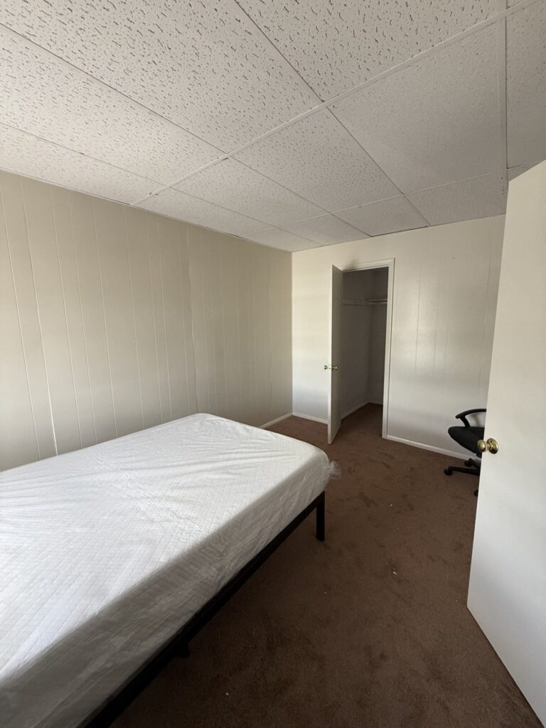 1108 E Genesee St Apt 202 photo 24