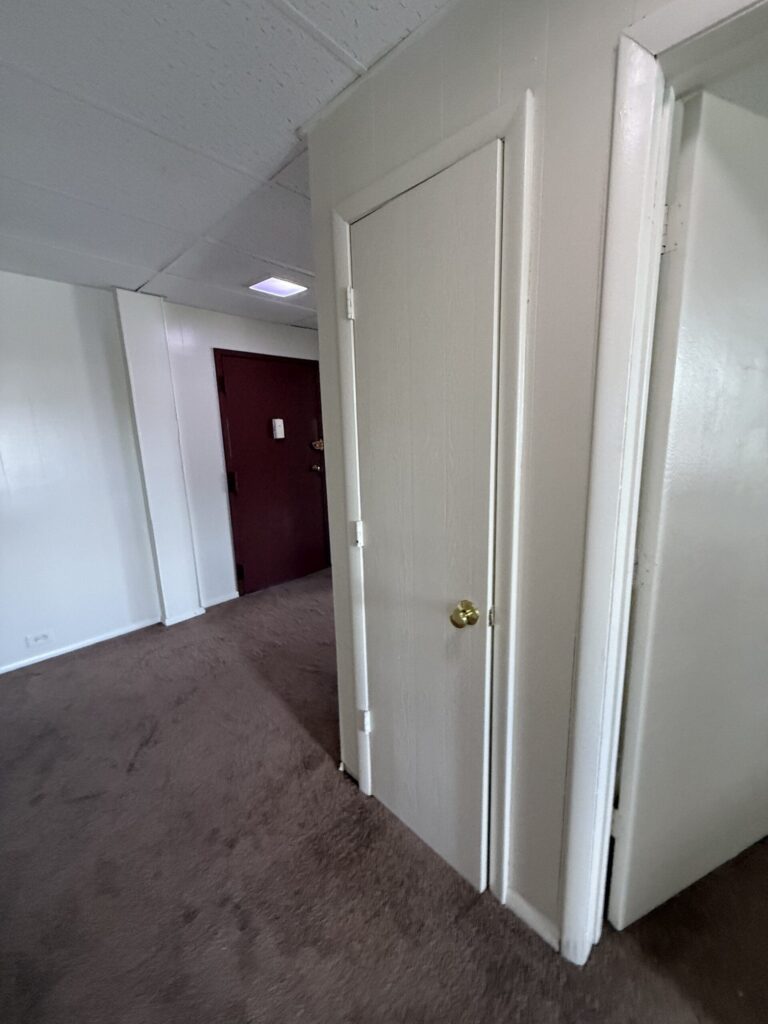 1108 E Genesee St Apt 202 photo 25