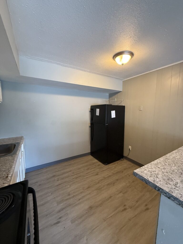 401 Smith St A11 photo 5
