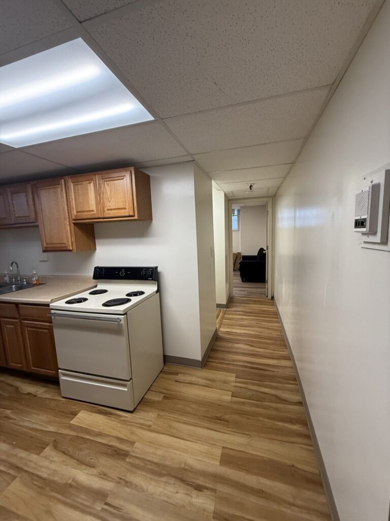 1108 E Genesee St Apt B1 photo 8