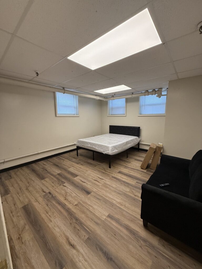 1108 E Genesee St Apt B1 photo 10