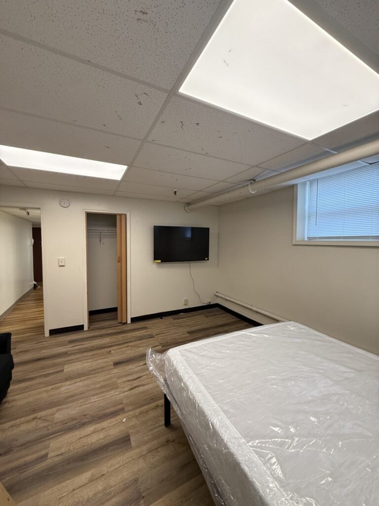 1108 E Genesee St Apt B1 photo 11